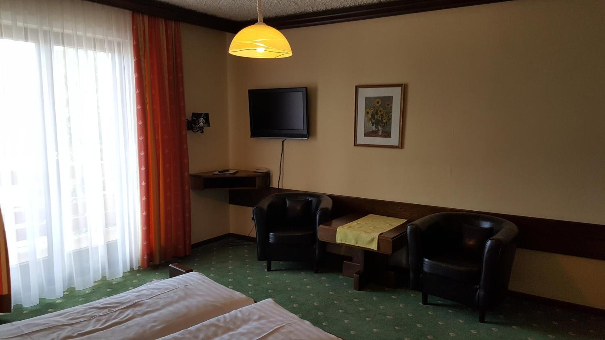 Hotel Kanz Филах Стая снимка