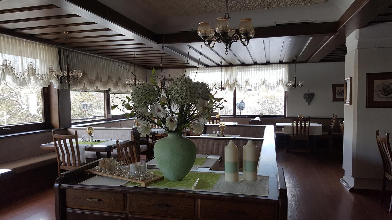 Hotel Kanz Филах Екстериор снимка