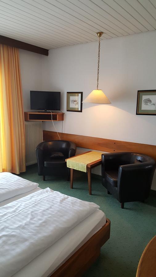 Hotel Kanz Филах Екстериор снимка