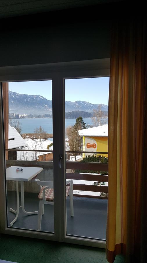 Hotel Kanz Филах Екстериор снимка