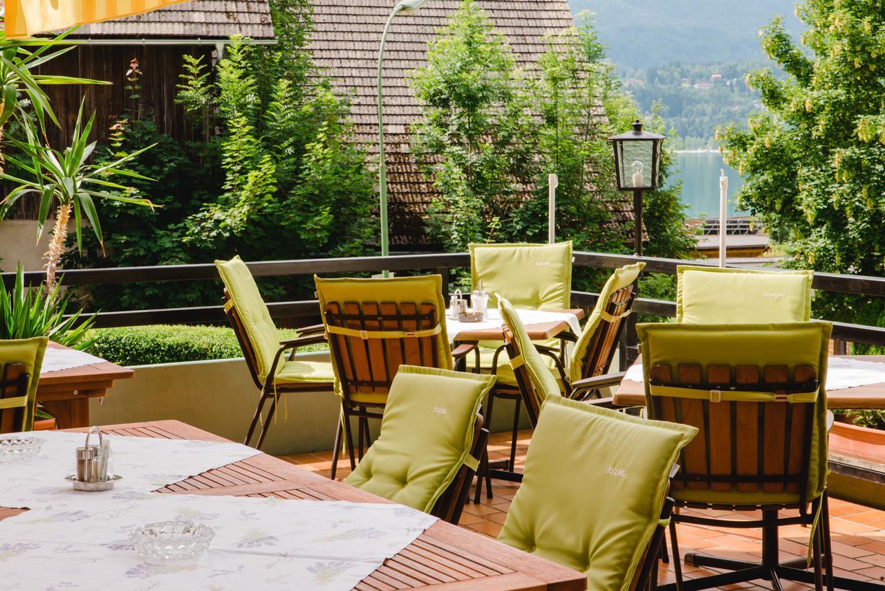 Hotel Kanz Филах Екстериор снимка